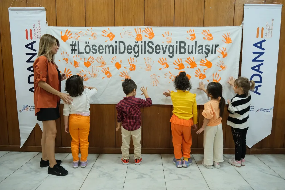 Turuncu Ellerle İz Bıraktılar: Lösemi Değil Sevgi Bulaşır