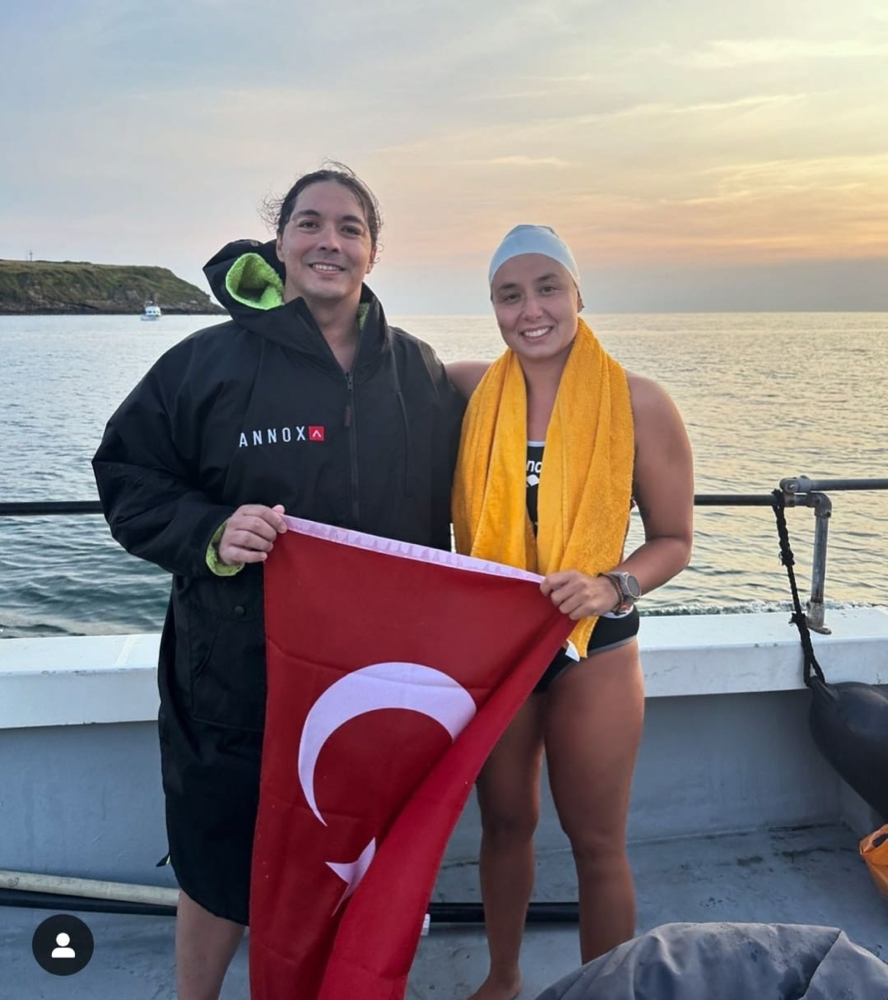 TÜRK YÜZÜCÜNÜN BAŞARISI