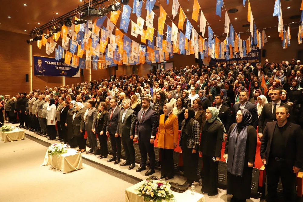 Ak Parti Adana Kadın Kolları Kongrelerini Tamamladı