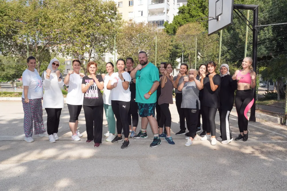 Çukurovalı kadınlar güne sporla başlıyor
