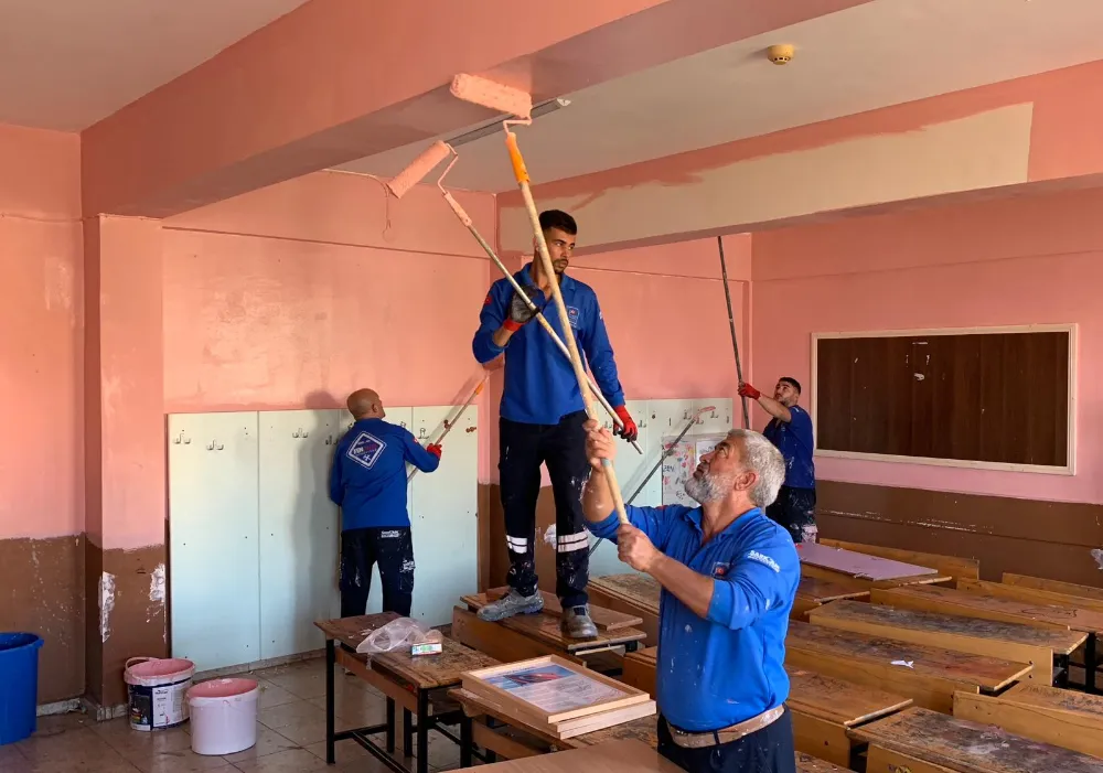 SARIÇAM BELEDİYESİ’NDEN EĞİTİME DESTEK: OKULLARIN FİZİKİ ŞARTLARI GÜÇLENDİRİLİYOR