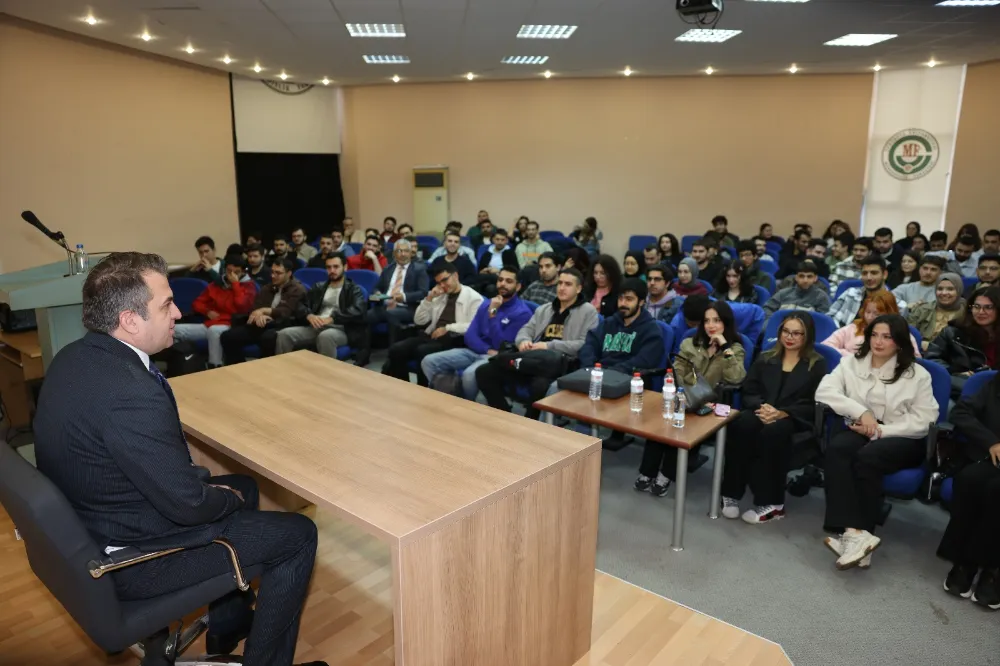 Rektör Beriş Öğrencilerle Buluşmaya Devam Ediyor