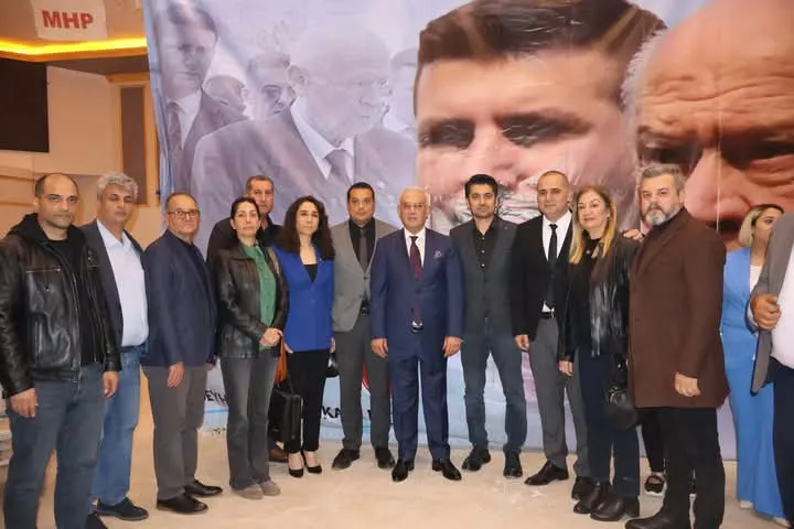MHP SEYHAN DA İFTAR İZDİHAMI