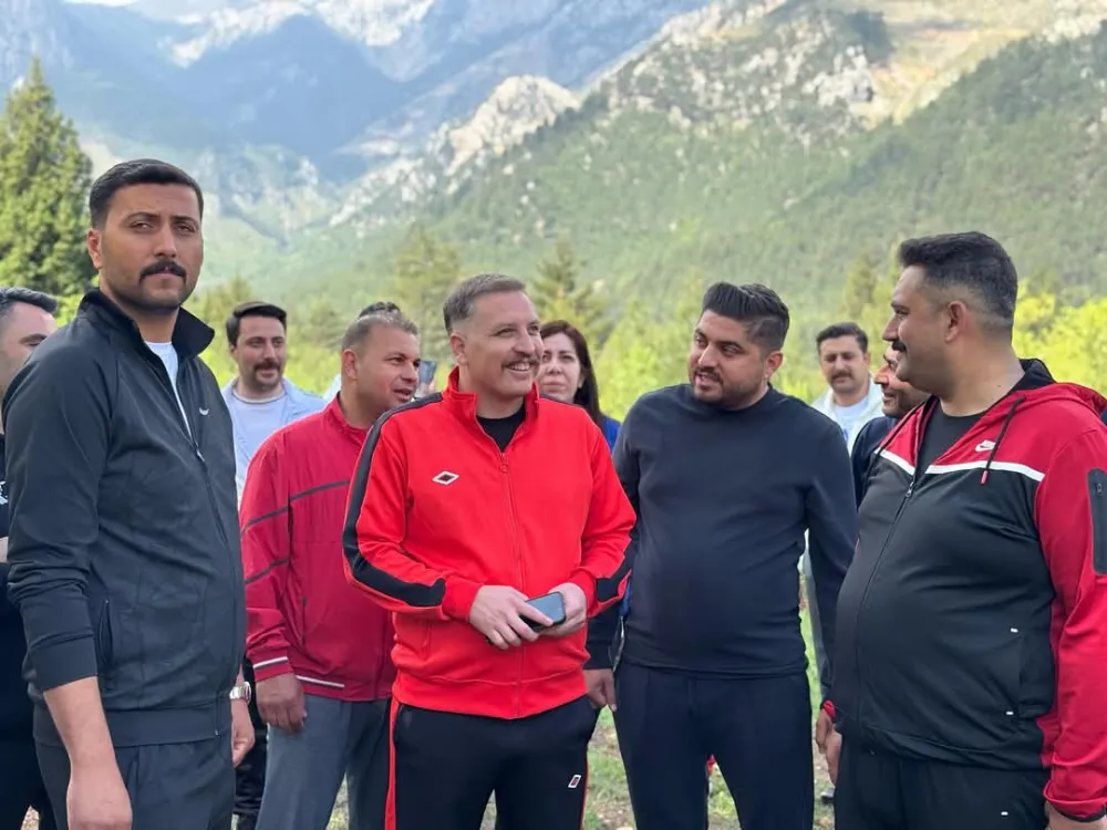 Adana Ülkü Ocakları DEVLET BAHÇELİ Liderlik Eğitim Kampı gerçekleştirdi.