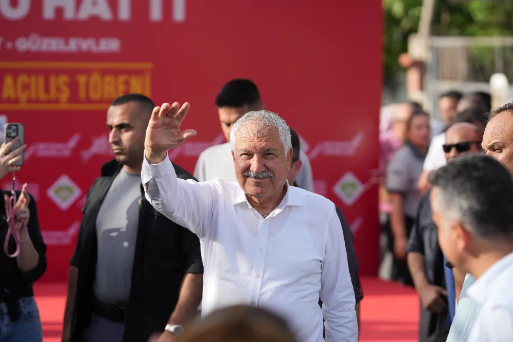 Zeydan Karalar 4 mahalleyi daha devasa altyapı hizmetiyle buluşturdu